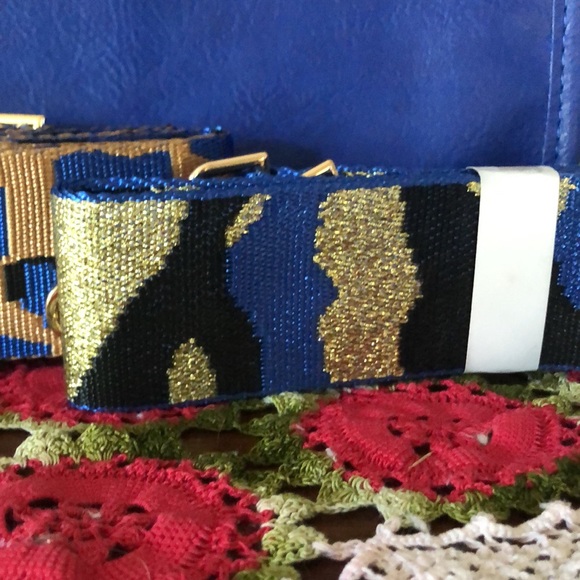 NWT Ahdorned Faux Leather Messenger Crossbody w/ 2 Fashion Straps - Picture 5 of 6